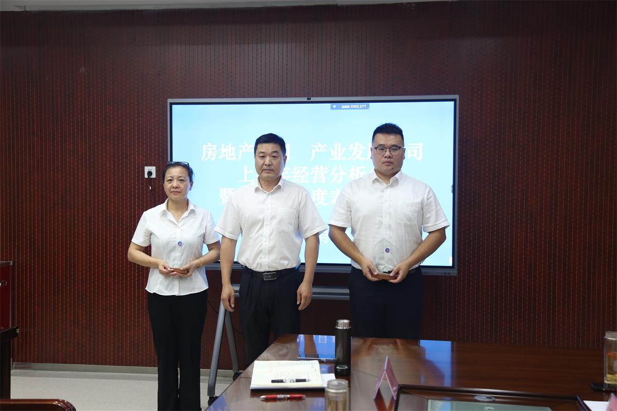 1691136809405044237.jpg 0O6A2207.jpg